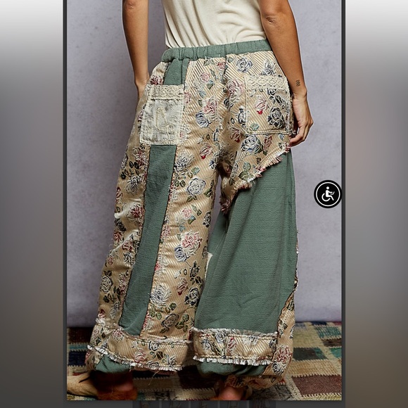 Pol patchwork relaxed fit jogger pants in printed woven. Sea foam green. GWP31A - Picture 3 of 3